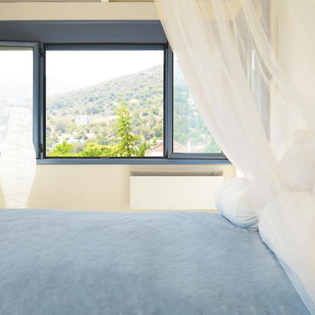 Blueline Guesthouse Agios Dimitrios  Luaran gambar
