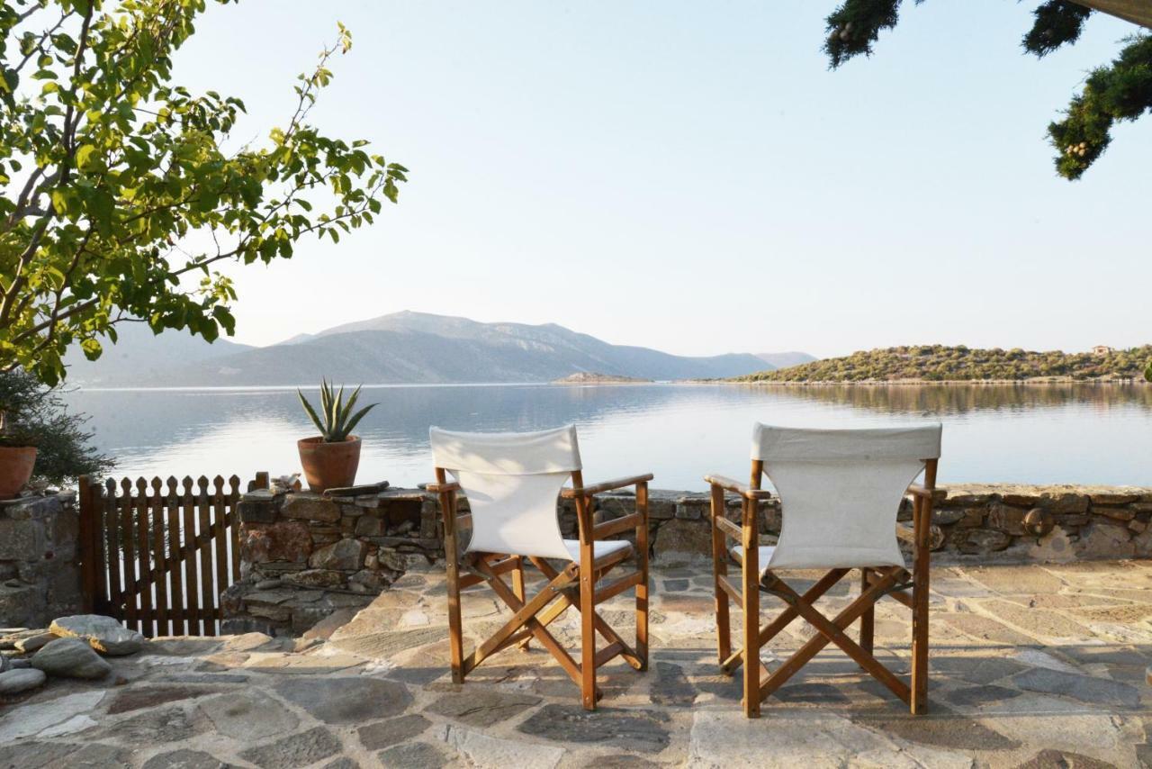 Blueline Guesthouse Agios Dimitrios  Luaran gambar