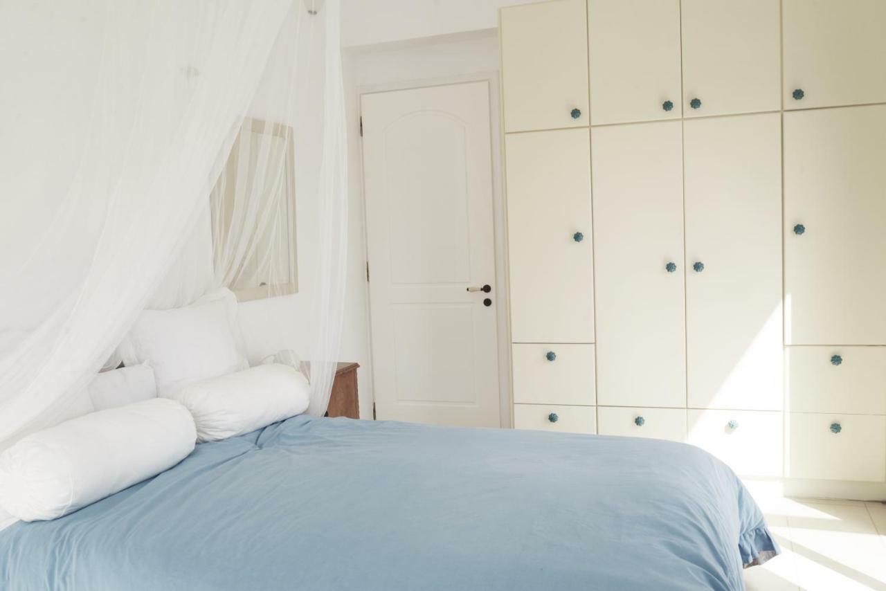 Blueline Guesthouse Agios Dimitrios  Luaran gambar