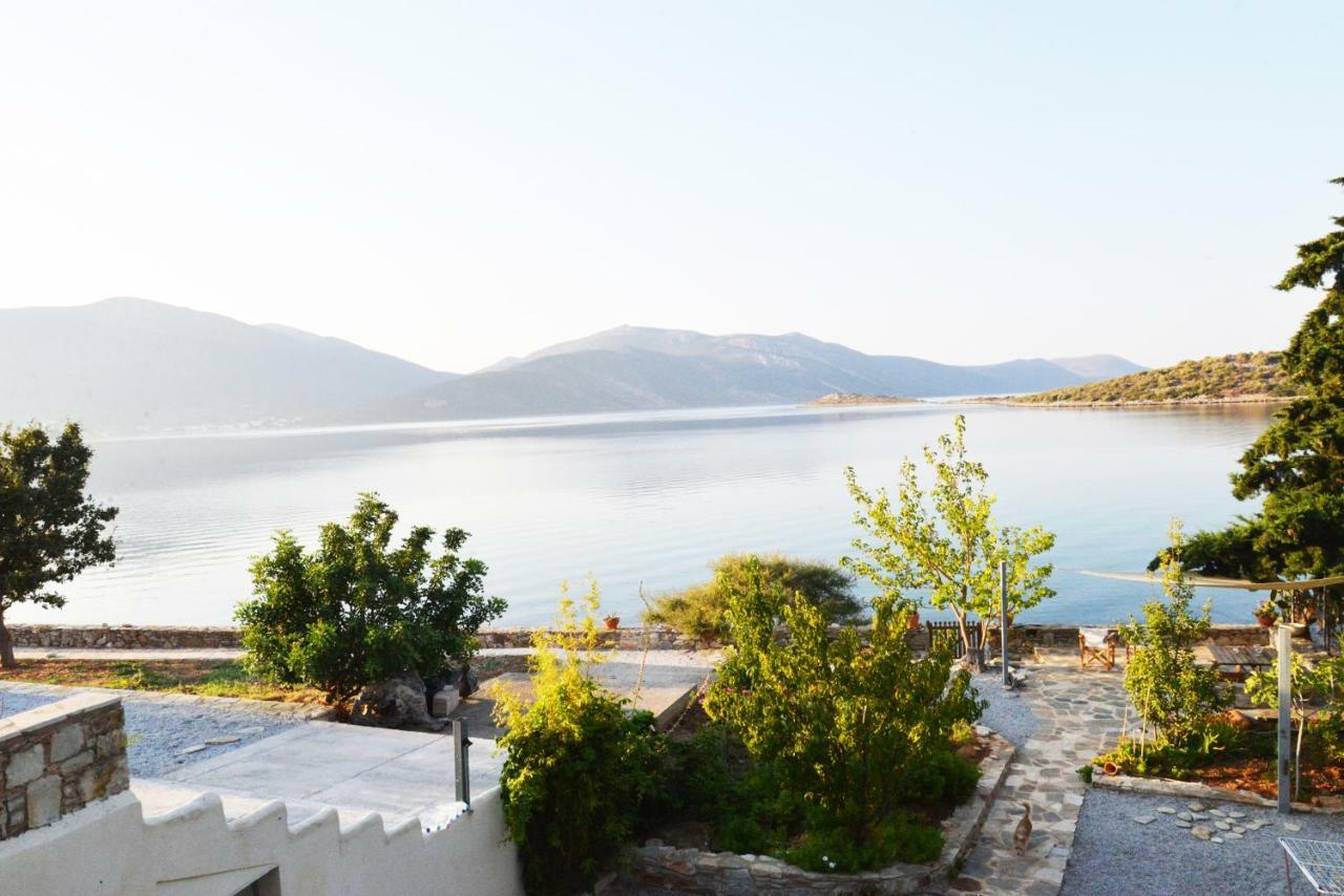 Blueline Guesthouse Agios Dimitrios  Luaran gambar